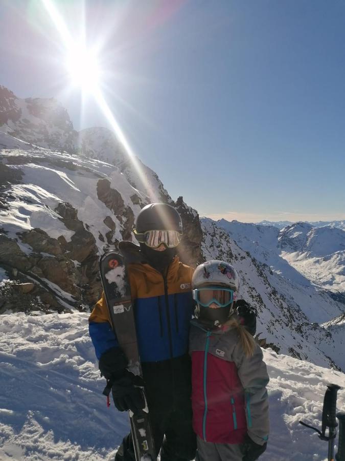 Apart Alp Line Apartment Mils bei Imst Luaran gambar