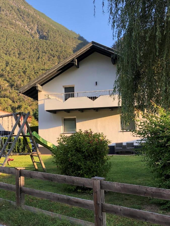 Apart Alp Line Apartment Mils bei Imst Luaran gambar